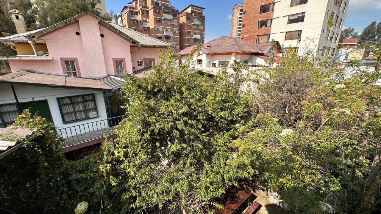 Campus Residencias Quito Exterior photo